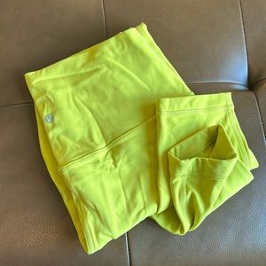 Align leggings bright yellow